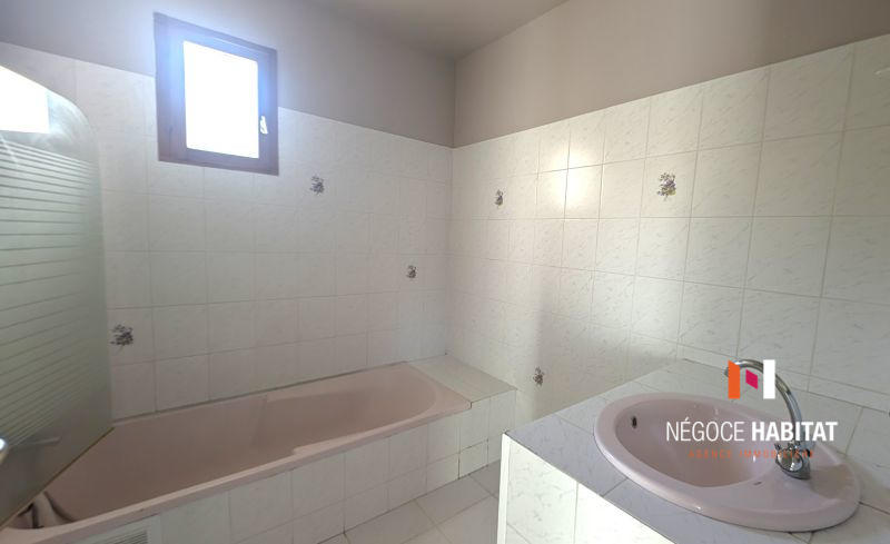 Maison - 70 m² - 5 pièces