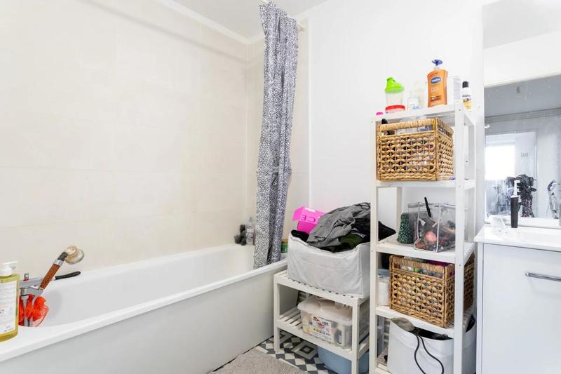 Appartement - 79 m² - 4 pièces