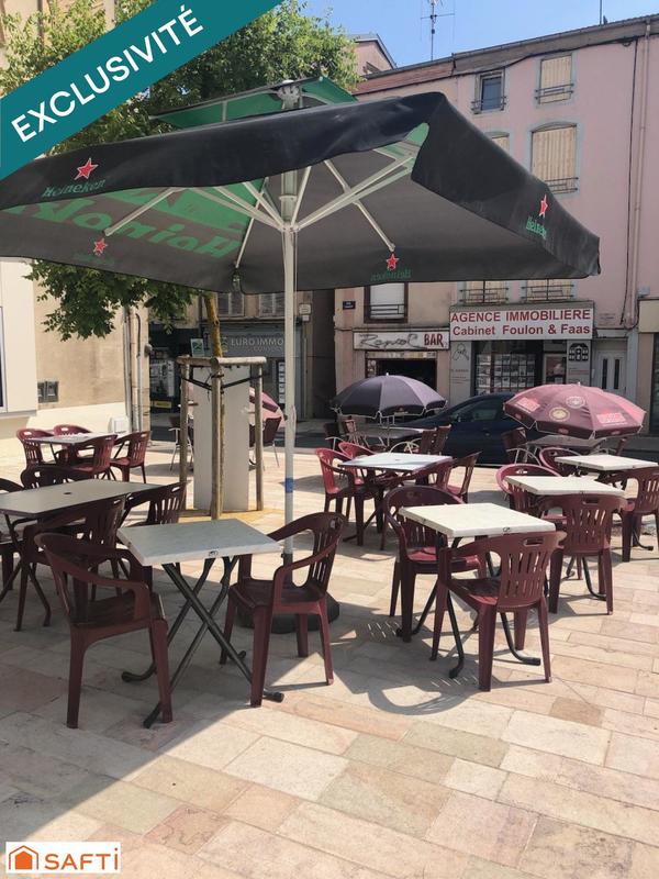 Local commercial - 160 m² - 4 pièces