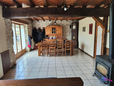 Maison - 170 m² - 6 pièces