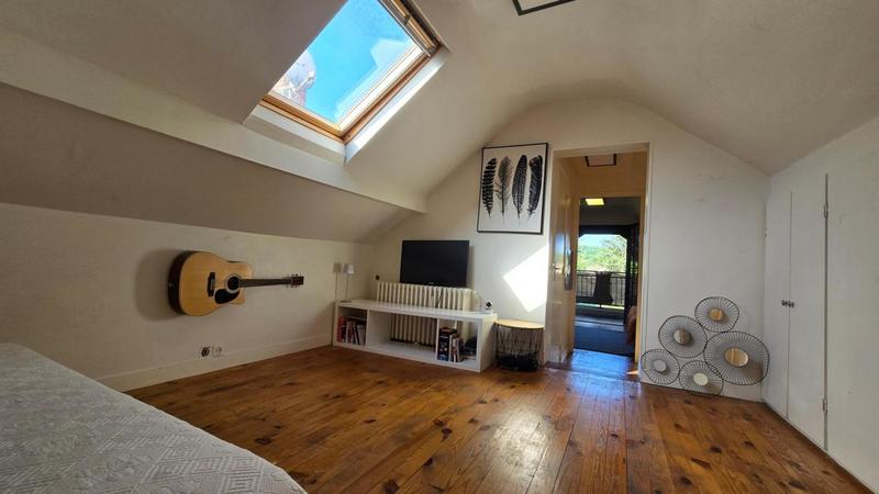 Maison - 188 m² - 7 pièces