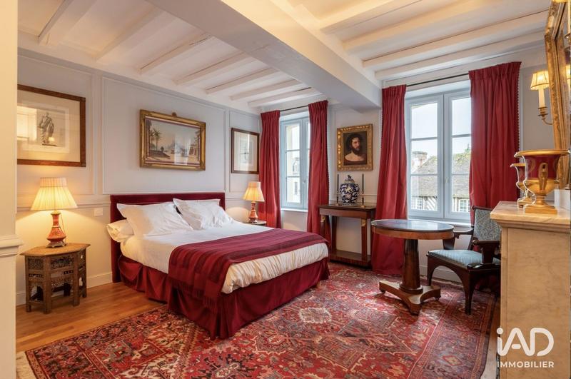 Maison - 180 m² - 4 pièces