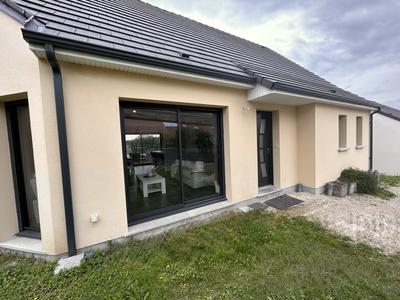 Maison - 121 m² - 6 pièces