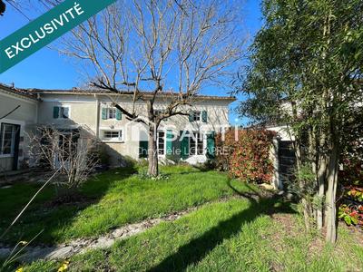 Maison - 307 m² - 9 pièces