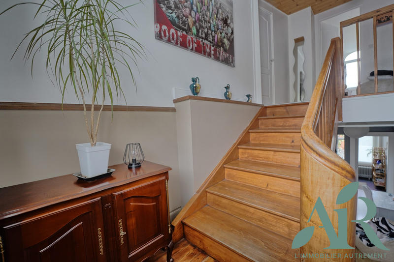 Appartement - 128 m² - 5 pièces