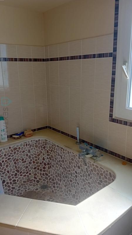 Maison - 142 m² - 6 pièces