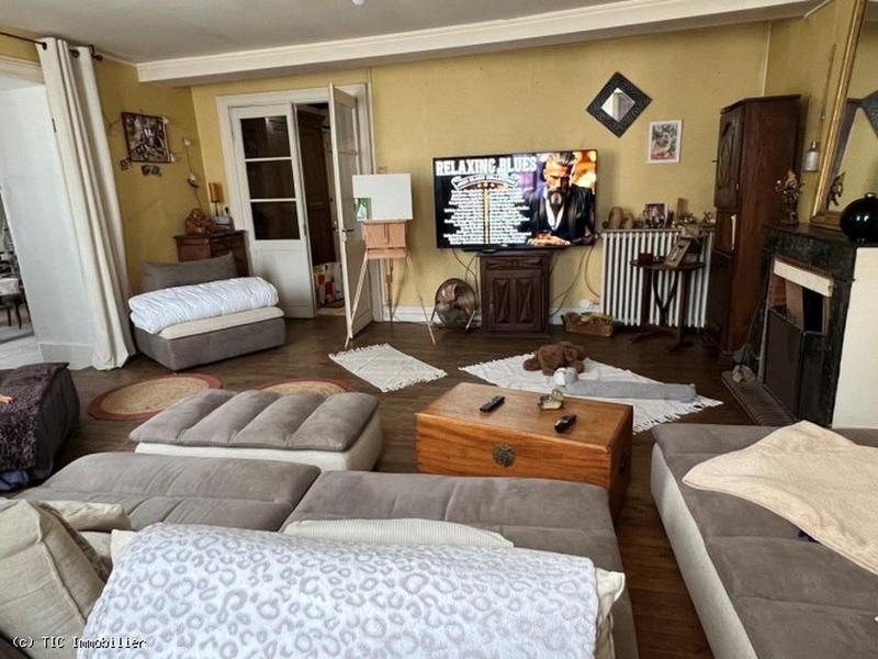 Maison de village - 214 m² - 7 pièces