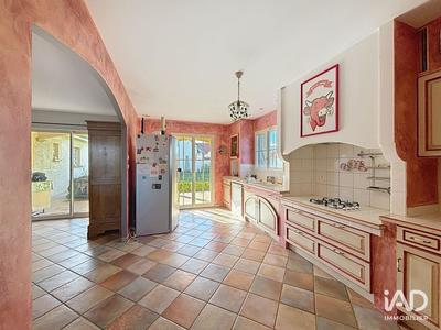 Maison - 195 m² - 5 pièces