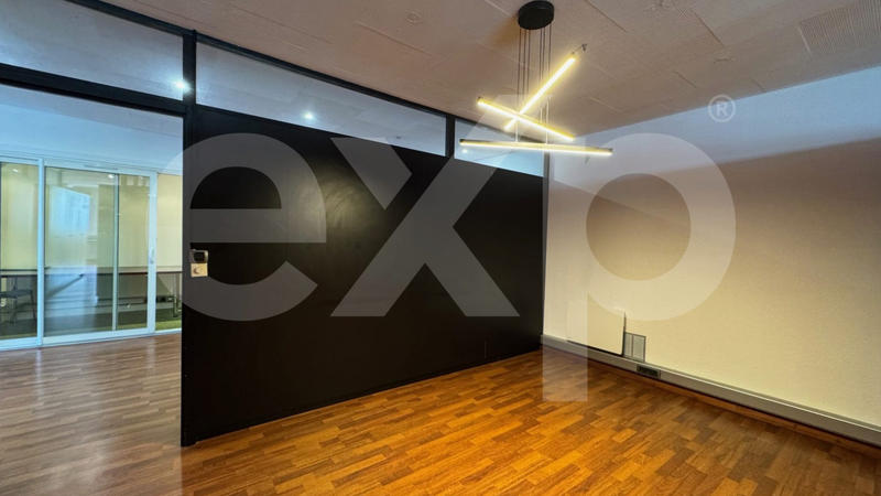 Bureau - 150 m²