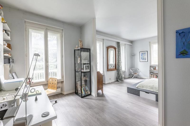 Maison - 273 m² - 9 pièces