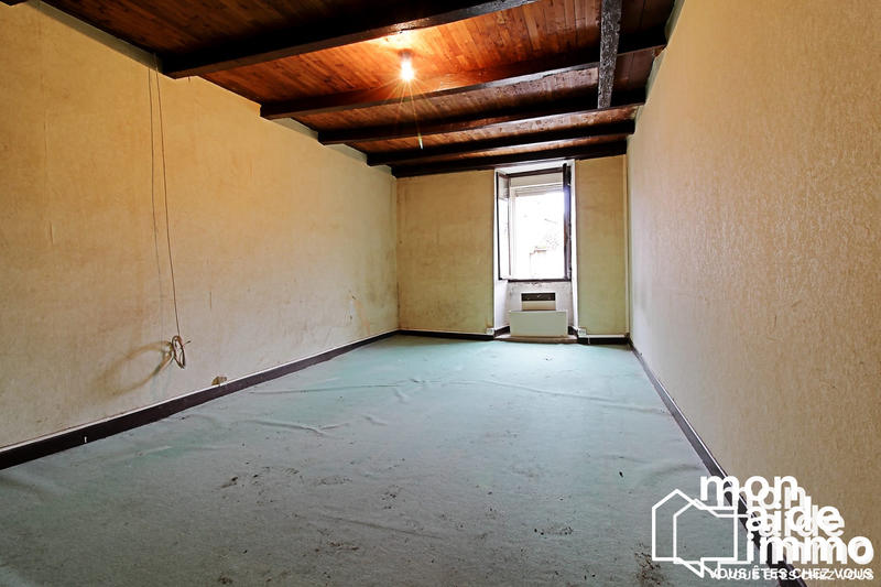 Maison - 150 m² - 9 pièces