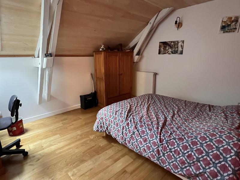 Corps de ferme - 300 m² - 9 pièces