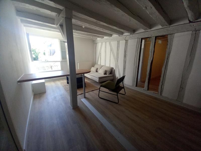 Appartement - 85 m² - 4 pièces