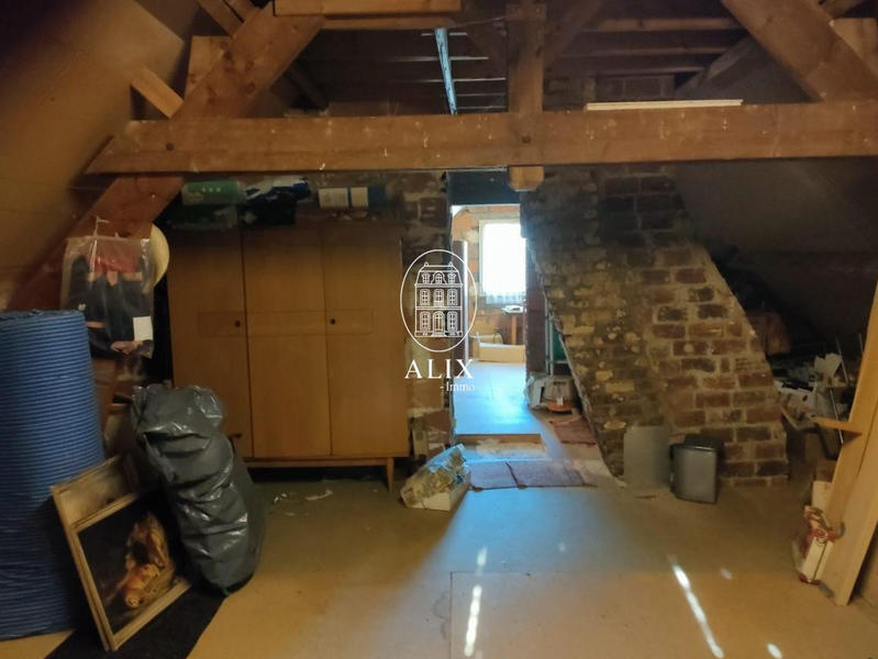 Maison traditionnelle - 75 m² - 6 pièces