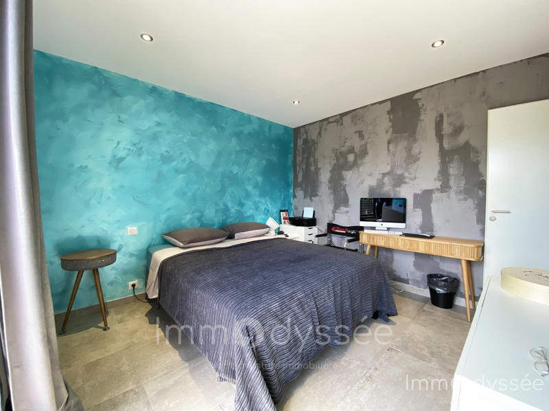 Maison - 191 m² - 6 pièces