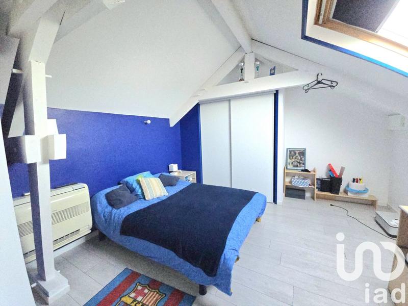 Maison - 178 m² - 8 pièces