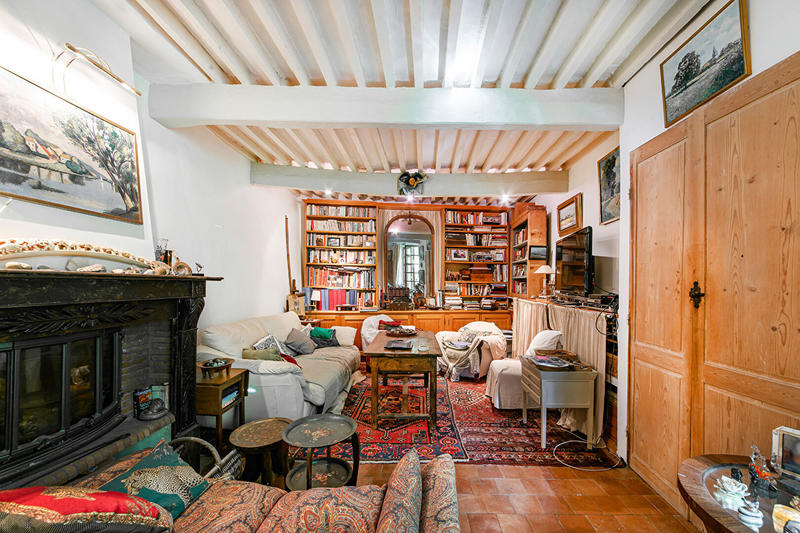 Maison - 456 m² - 14 pièces