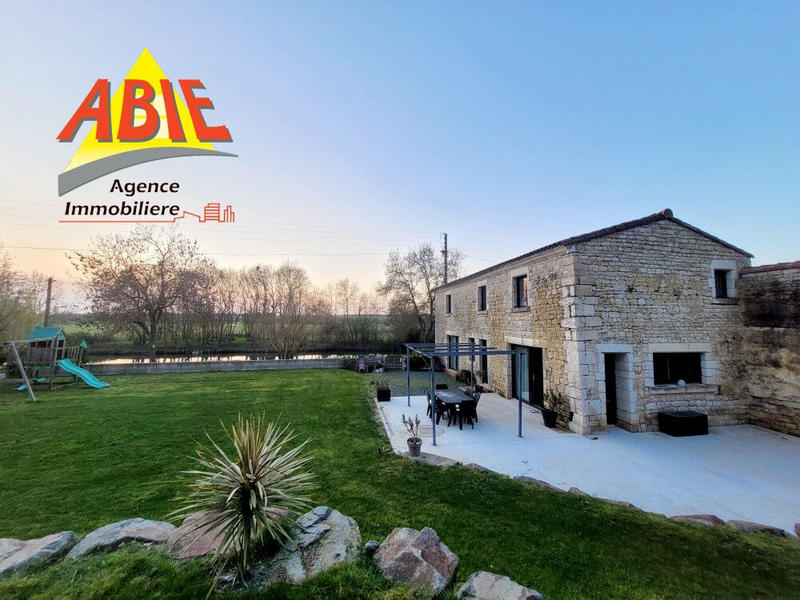 Maison - 156 m² - 5 pièces