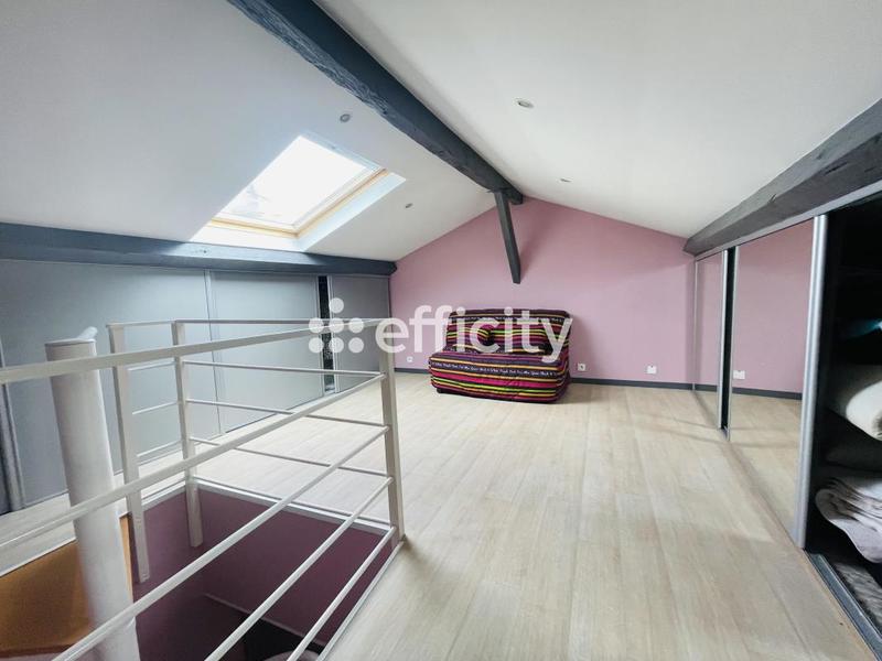 Demeure - 200 m² - 7 pièces