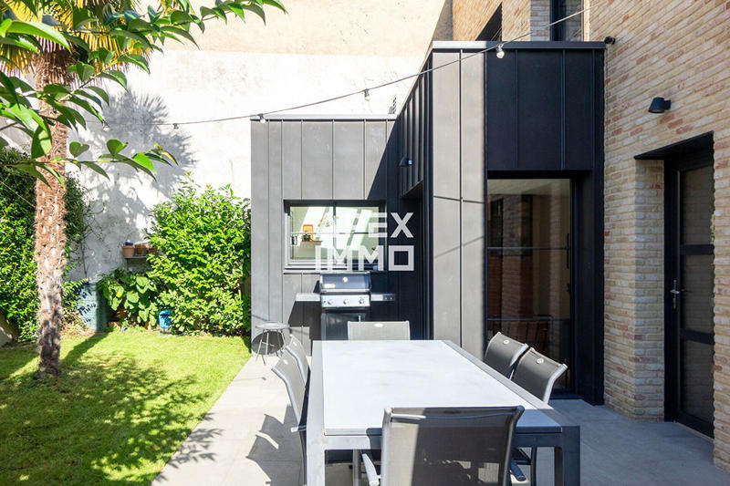 Maison d'architecte - 180 m² - 8 pièces