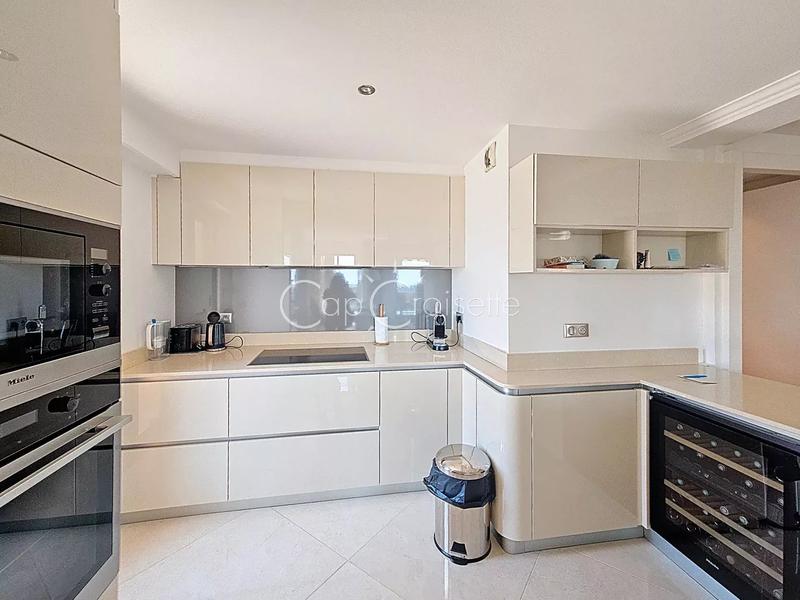 Appartement - 132 m² - 4 pièces