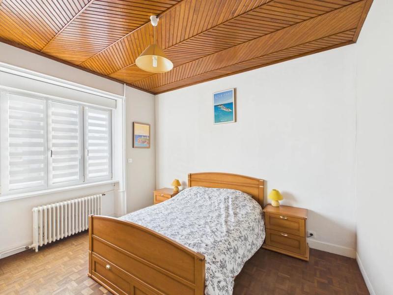 Maison - 111 m² - 7 pièces