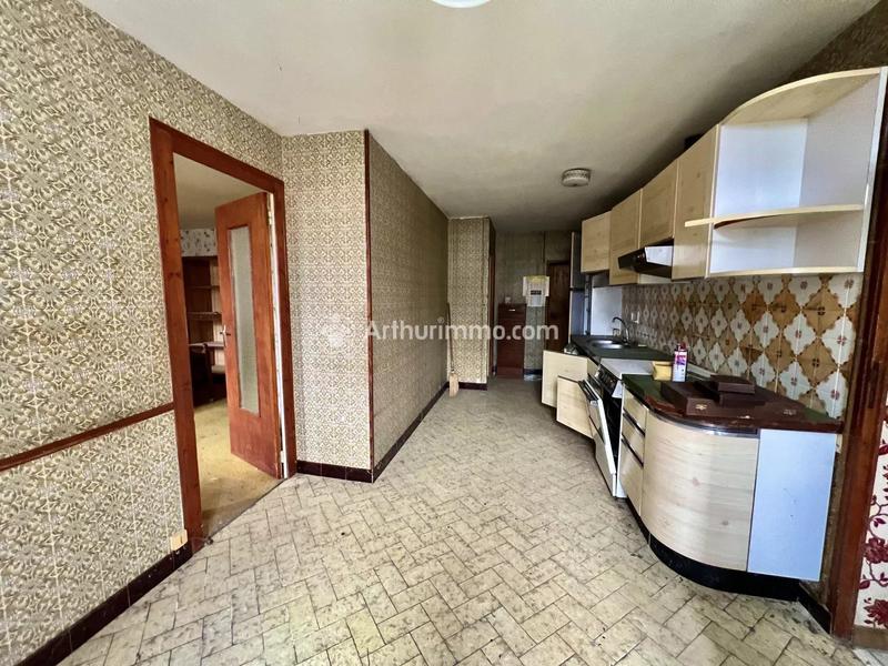 Maison - 184 m² - 7 pièces