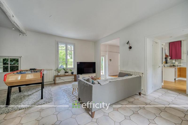 Demeure - 150 m² - 6 pièces