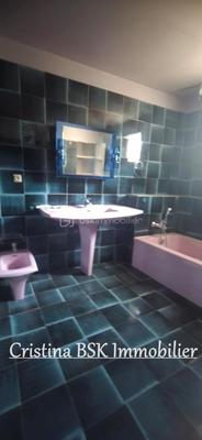 Maison - 190 m² - 8 pièces