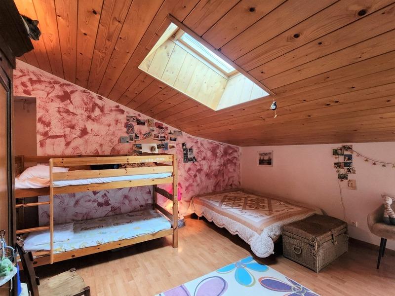 Maison en pierre - 300 m² - 7 pièces