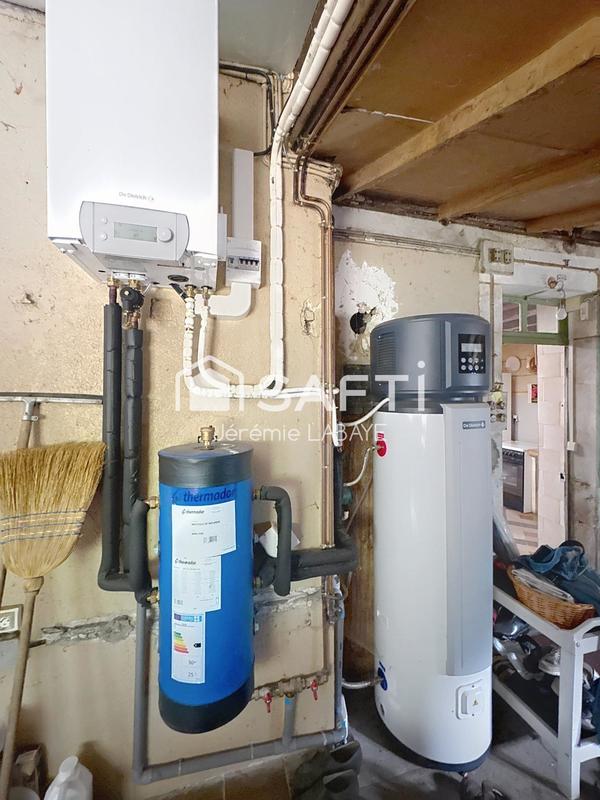 Maison - 180 m² - 7 pièces