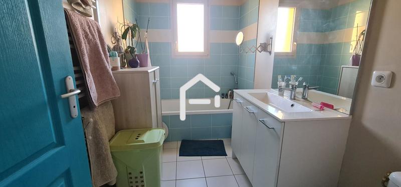 Maison - 104 m² - 5 pièces