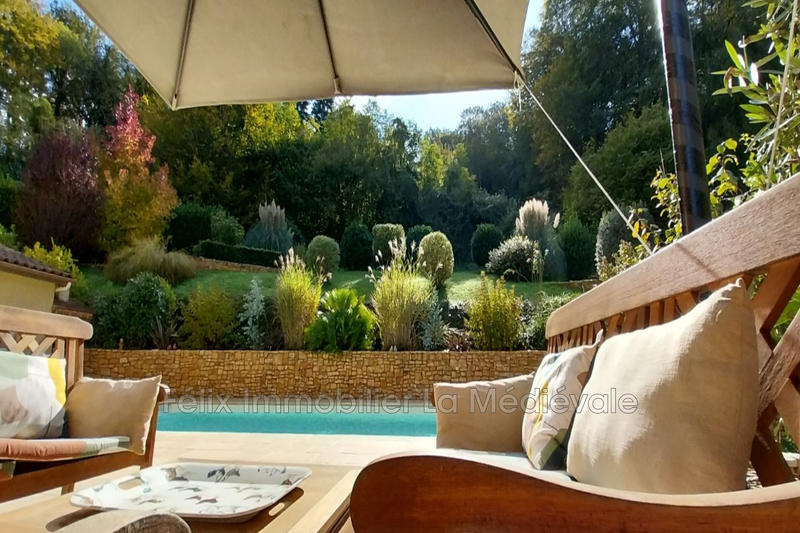 Maison - 190 m² - 9 pièces