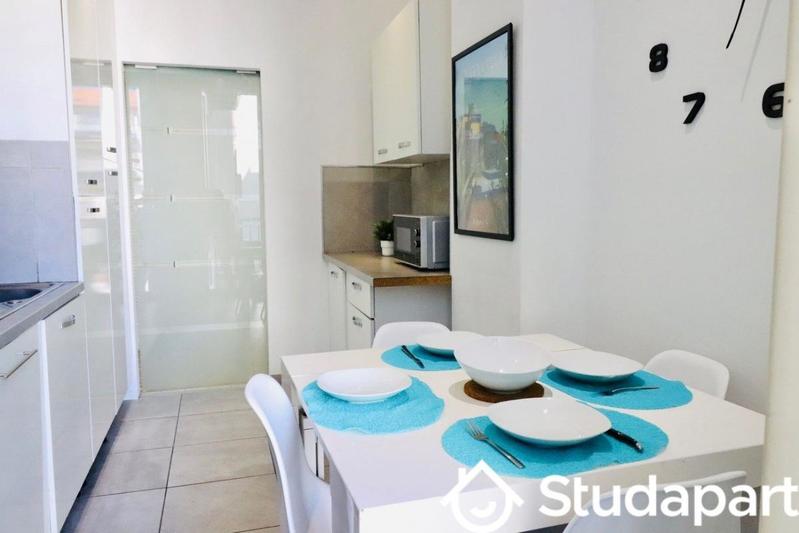 Chambre - 12 m² - 1 pièce