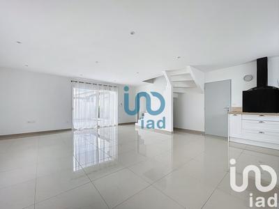 Maison - 102 m² - 5 pièces