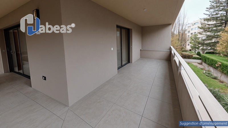 Appartement - 99 m² - 4 pièces