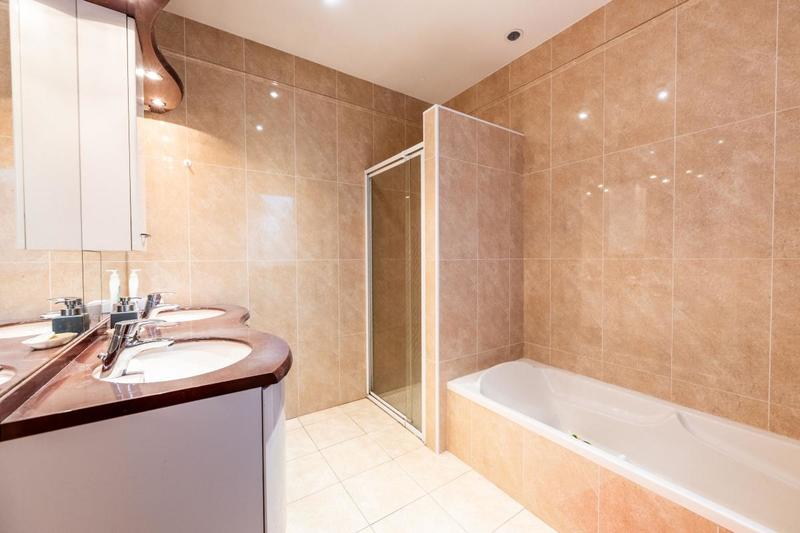 Maison - 137 m² - 4 pièces