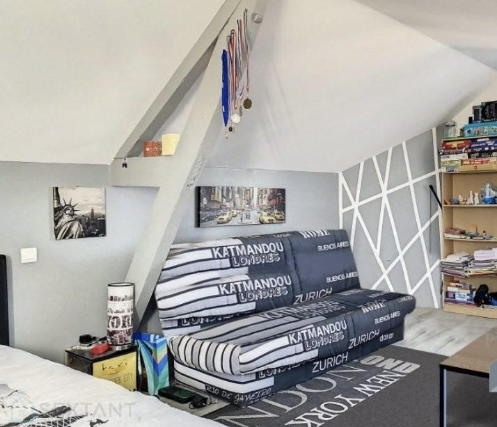 Maison - 197 m² - 9 pièces