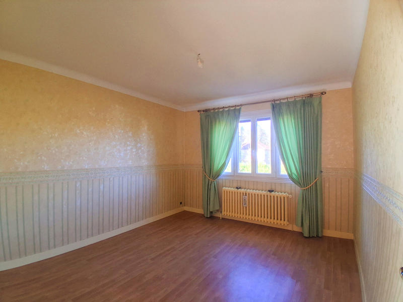 Maison - 93 m² - 4 pièces