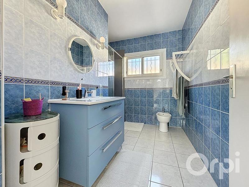 Maison - 96 m² - 4 pièces