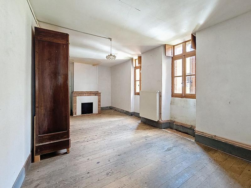 Maison - 204 m² - 10 pièces