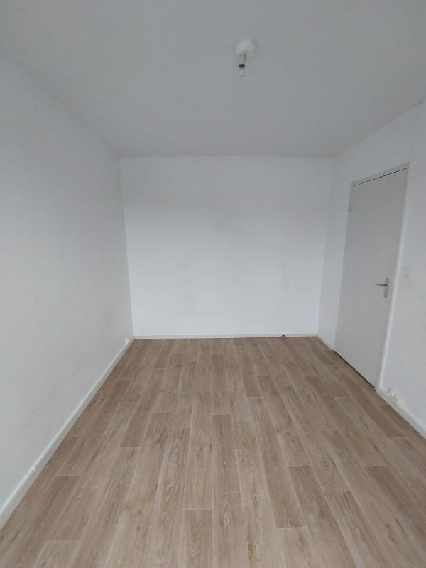 Pavillon - 77 m² - 4 pièces