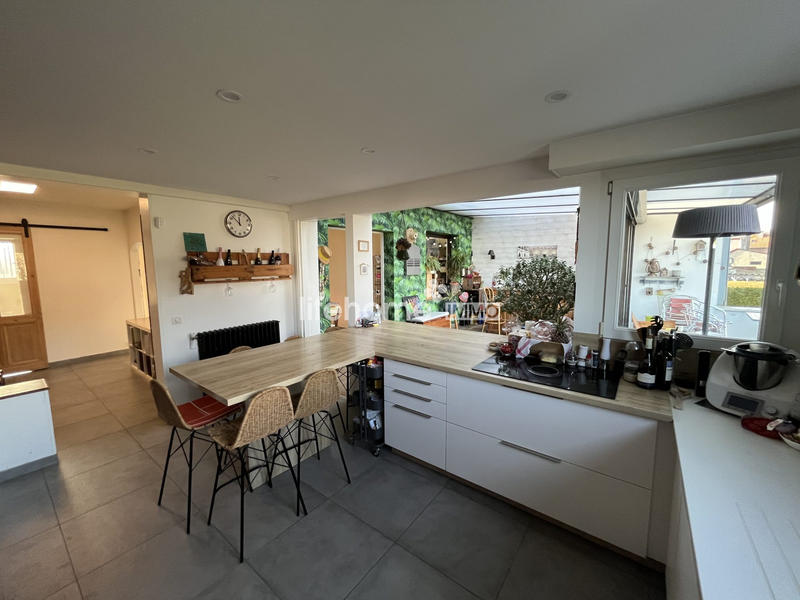 Maison - 151 m² - 7 pièces