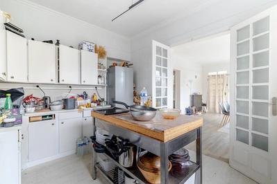 Maison - 180 m² - 8 pièces