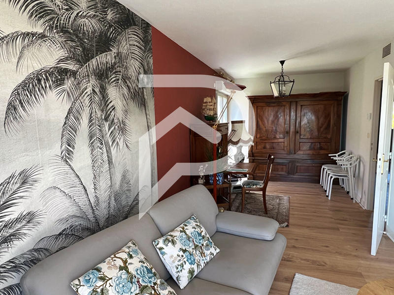 Appartement - 91 m² - 3 pièces