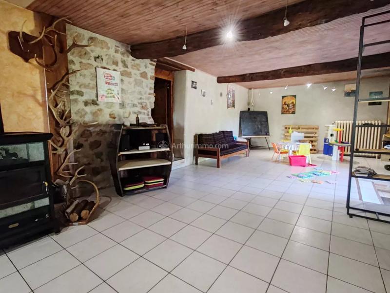 Maison - 407 m² - 7 pièces