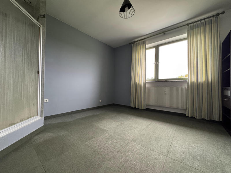 Maison - 320 m² - 10 pièces