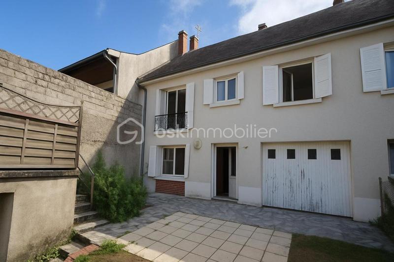 Maison - 111 m² - 5 pièces