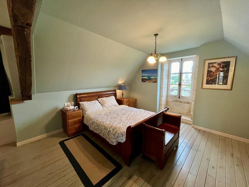 Maison - 209 m² - 9 pièces