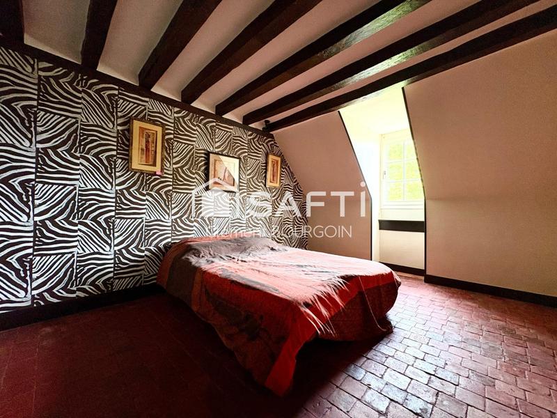 Maison - 295 m² - 10 pièces